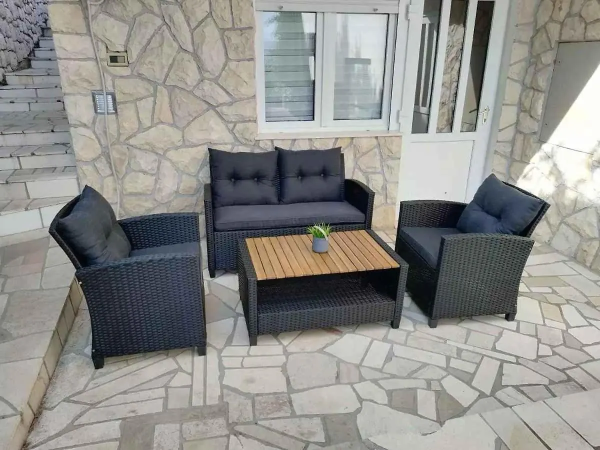 Apartments In Novi Vinodolski 39371