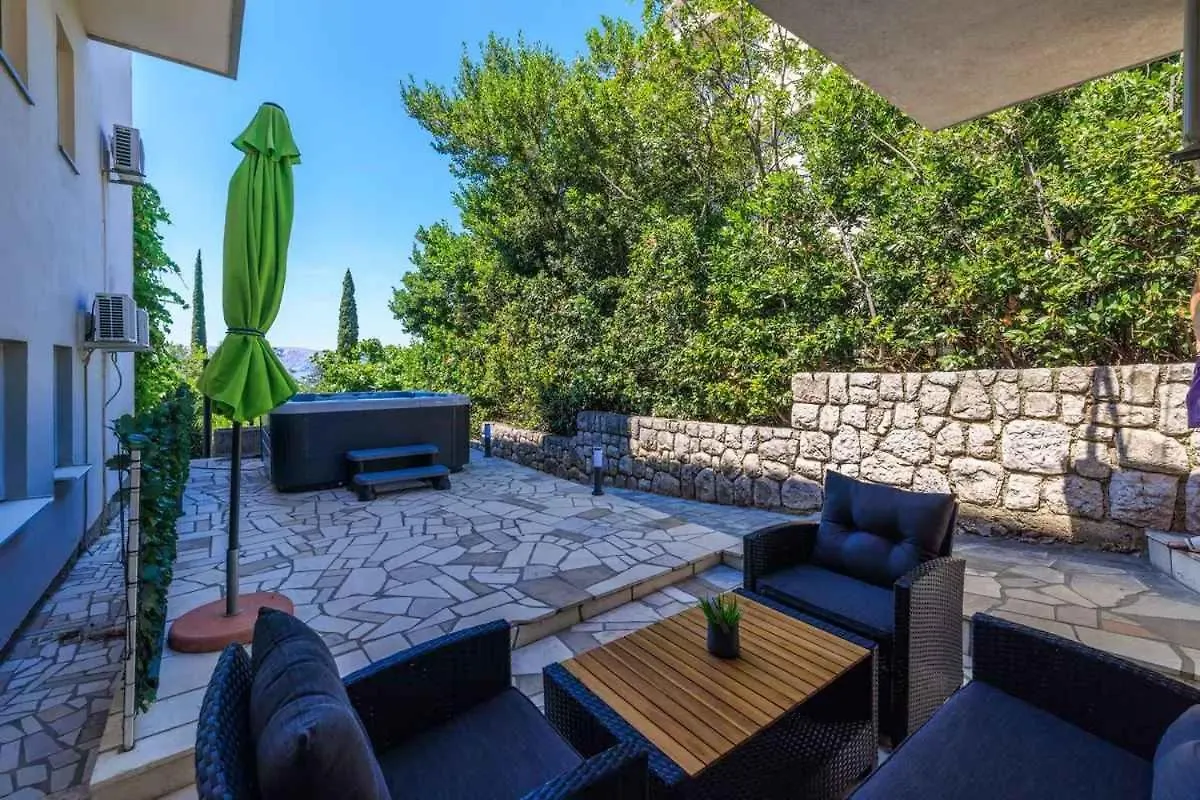 Apartments In Novi Vinodolski 39371