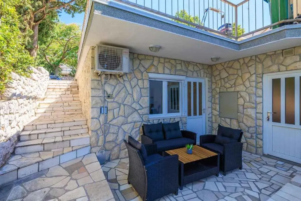 Apartments In Novi Vinodolski 39371