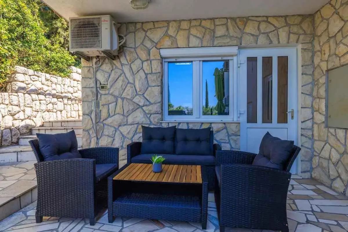 Apartments In Novi Vinodolski 39371