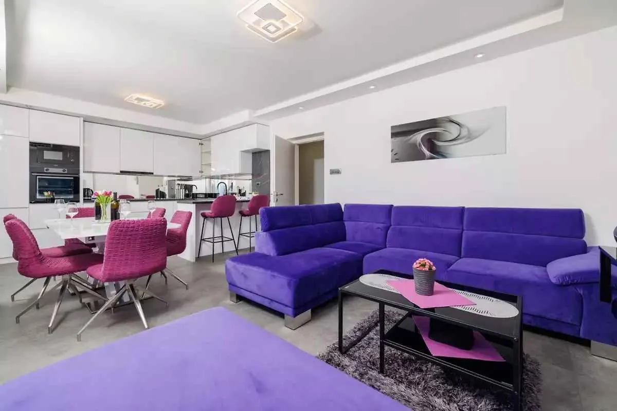 Apartments In Novi Vinodolski 39371